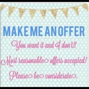 CLOSET SALE!!! Accepting new offers ✅